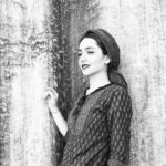 Nazanin Bayati Instagram – در گوش دلم گفت فلک پنهانی 
حکمی که قضا بود ز من میدانی
در گردش خویش اگر مرا دست بدی
خود را برهاندمی ز سرگردانی
.
.
.
خیام
.
.
.
(جنوووووووووب 🤩🤩🤩بمانی همیشه برای مان❤️⭐️)