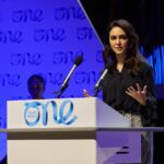 Nazanin Boniadi Instagram – I attended @oneyoungworld to share my journey in activism, but left having learned far more than I could possibly impart. 

While dictators are platformed at the UN, this summit belongs to the young leaders of the world who are impacting positive change.

Courage surrounded me as I joined fellow panelists Hasina Safi, Nazanin Zaghari-Ratcliffe, @marziehhamidi.official to discussed the plight of Afghan and Iranian women. Special thanks to moderator and OYW Managing Director @ellarobertson_ .

After a powerful keynote by mental health advocate @lucyhale, I was honored to introduce delegate David Johnson to speak. At 24, he is not only in his final year of medical school, but also founder and president of @letsunpackitco, a youth led movement to build hope, end stigma and demand action to make mental health a reality for Caribbean youth.

I also feel immensely empowered and filled with hope after an intimate discussion with leading delegates from across the world. Among them, @crystalasige (Member of Parliament Kenya), @samuelcogolati (Member of the Chamber of Representatives or Belgium), and Anxhela Bruci (anti-human trafficking advocate). 

These are not just the leaders of tomorrow, they are leading today! Which is why the future looks so bright.