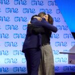 Nazanin Boniadi Instagram – I attended @oneyoungworld to share my journey in activism, but left having learned far more than I could possibly impart. 

While dictators are platformed at the UN, this summit belongs to the young leaders of the world who are impacting positive change.

Courage surrounded me as I joined fellow panelists Hasina Safi, Nazanin Zaghari-Ratcliffe, @marziehhamidi.official to discussed the plight of Afghan and Iranian women. Special thanks to moderator and OYW Managing Director @ellarobertson_ .

After a powerful keynote by mental health advocate @lucyhale, I was honored to introduce delegate David Johnson to speak. At 24, he is not only in his final year of medical school, but also founder and president of @letsunpackitco, a youth led movement to build hope, end stigma and demand action to make mental health a reality for Caribbean youth.

I also feel immensely empowered and filled with hope after an intimate discussion with leading delegates from across the world. Among them, @crystalasige (Member of Parliament Kenya), @samuelcogolati (Member of the Chamber of Representatives or Belgium), and Anxhela Bruci (anti-human trafficking advocate). 

These are not just the leaders of tomorrow, they are leading today! Which is why the future looks so bright.