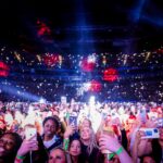Ne-Yo Instagram - Wish I had more slides! 😩 I had so many dope moments on tour! #ChampagneAndRosesTour