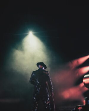 Ne-Yo Instagram - Y’all been rocking with me and I’ve been rocking y’all UK! 

Let’s keep these classic moments going! 

📸🎥: @christianngilchrist