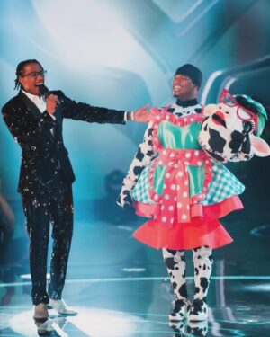 Ne-Yo Instagram - Congratulations to my dad aka Ne-yo for winning Season 10 of The Masked Singer as The Cow !!!! He did amazingggg, me and my brother knew it was him the first time we heard him sing- 🎉🎉🎉🎉

.

.

.

.
#themaksedsinger #neyo #maskedsingerseason10 #dad #thecow #congradulations !!!!