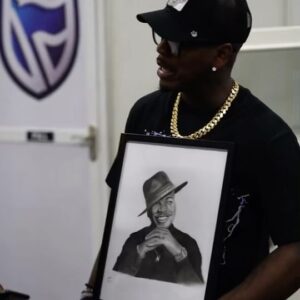 Ne-Yo Instagram - The PEOPLE, the CULTURE, the LOVE...
My first time in Zambia and it definitely won't be my last!!Thank you for the hospitality! 🙏🏾 @stanbicmusicfestival 
🎥: @christianngilchrist