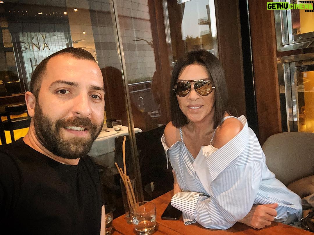 Nebahat Çehre Instagram - Sevgili Menajerim @selcukkayaofficial ile sohbet 🙏 @selcukkayamanagement Mutlu hafta sonları 😍