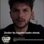 Nebahat Çehre Instagram - Ülkemizin böyle BEYİNLERE ihtiyacı var... Kadınlar Günümüz Kutlu Olsun 💐