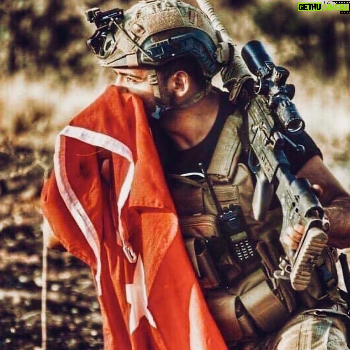 Nebahat Çehre Instagram - 🇹🇷🇹🇷🇹🇷🇹🇷🇹🇷 Ülkemizin Yürekli Askerleri Yolunuz Açık Olsun Sizi Allah’a Emanet Ediyoruz... 🇹🇷🇹🇷🇹🇷🇹🇷