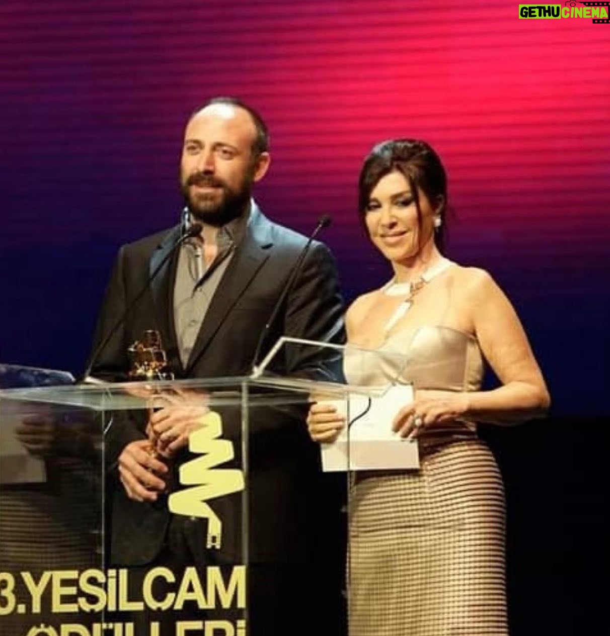 Nebahat Çehre - 51.6K Likes - Sevgili @halitergencresmi ile küçük bir Anı #tbt