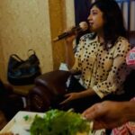 Neelanjona Neela Instagram - Karaoke 🎤 and lunch 🥗 Ahem ahem, not a singer 👩‍🎤 😂😅