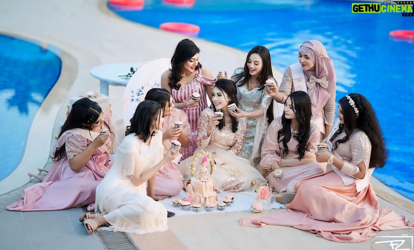 Neelanjona Neela Instagram - Maimuna’s bridal shower 💕💕
