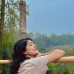 Neelanjona Neela Instagram - কুয়াশা ভেজা সকাল বেলায়, কি জানি কার অপেক্ষায় 🪷 Good morning 🌅