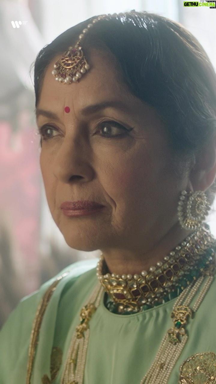 Neena Gupta Instagram - ‘Dastoor’ is where ends meet, and love begins. The video comes out on 15th December 🌸 @jasleenroyal @babil.i.k @apnabhidu @maahir_as @taanitanvir @akansharanjankapoor @japjeesingh28 @warnermusicindia #Dastoor #JasleenRoyal #BabilKhan #NeenaGupta #JackieShroff #AkanshaRanjanKapoor #Music #New #ComingSoon