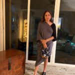 Neena Gupta Instagram - This post is for the shoes only