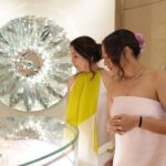 Neena Gupta Instagram - A beautiful evening at @tiffanyandco's boutique at @jioworldplaza Mumbai 💙 #JioWorldPlaza #TiffanyAndCo