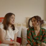 Neena Gupta Instagram - Even the most independent people love being pampered every now and then.🥰  And because of the unbelievable benefits of the Titan SBI Card ✨, mom tricked me into shopping for myself, and the look on my face was truly unforgettable!😄 After all she does for me, I'm so grateful that Titan SBI Card is here for us and that I'll always be #HereForHer💛  Click the link in @sbicard_connect‘s bio to apply for the TITAN SBI Card. #Ad #TitanSBICard #SBICard #TITAN T&C Apply