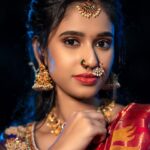Neha Chowdary Endluri Instagram - Pattu cheera feels 🥰 #swipe 📸 : @mkpassionphotography @mukeshreddy89 Makeup & hairstyling: @priyasandeepmakeupartistry @bridalstoptirupati Saree & blouse: @bridalstop_boutique #neha_nani #nehachowdary #traditional #saree #pattusaree