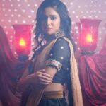Neha Chowdary Endluri Instagram – 🤎! #swipe 
Outfit : @house_of_priyasandeep 
Makeup & hairstyle : @priyasandeepmakeupartistry @bridalstoptirupati 
Captured: @mukeshreddy89 @mkpassionphotography 

#neha_nani #nehachowdary