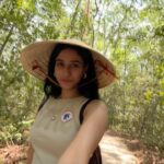 Neha Chowdary Endluri Instagram - 🌳🙂‍↔️🧉🪭 #neha_nani #reels #trending #vietnam #hochiminhcity
