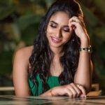 Neha Chowdary Endluri Instagram – Birthday Outfit 💚 ! #swipe 

📸- @mkpassionphotography 🔥
Makeup: @priyasandeepmakeupartistry @bridalstoptirupati 

#neha_nani #nehachowdary #birthdayoutfit #cheersto21