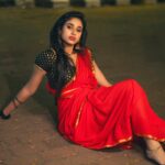 Neha Chowdary Endluri Instagram - The look in detailing ❤️ #swipe 📸 & 🎨 : @mukeshreddy89 @mkpassionphotography Makeup , hairstyling & saree draping : @priyasandeepmakeupartistry @bridalstoptirupati Thanks for the location Sandeep annaa!! @priyasandeepmakeupartistry 🔥 Team : @mukeshreddy89 @vamsireddy_111 @gangasaireddy94