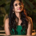 Neha Chowdary Endluri Instagram – Birthday Outfit 💚 ! #swipe
📸- @mkpassionphotography 🔥
Makeup: @priyasandeepmakeupartistry @bridalstoptirupati
#neha_nani #nehachowdary #birthdayoutfit #cheersto21