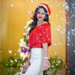 Neha Chowdary Endluri Instagram – Merry Christmas 🎄✨ #swipe 
📸 – @avinash_mukkamala 
Makeup & hairstyling- @bridalstoptirupati @priyasandeepmakeupartistry 

#neha_nani #merrychristmas #christmas2023