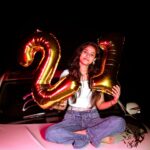 Neha Chowdary Endluri Instagram – 21🥂 #swipe 

📸- @pavanhari000_pvt 🥳

#neha_nani #nehachowdary #birthday #21