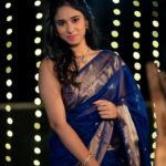 Neha Chowdary Endluri Instagram - Bhogi Subhakankshalu 💙🔥 #swipe 📸 : @mkpassionphotography @mukeshreddy89 Makeup & hairstyling: @priyasandeepmakeupartistry @bridalstoptirupati Saree & blouse : @bridalstop_boutique #neha_nani #nehachowdary #bhogi2024 #happybhogi #sankranthi