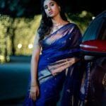 Neha Chowdary Endluri Instagram - Bhogi Subhakankshalu 💙🔥 #swipe 📸 : @mkpassionphotography @mukeshreddy89 Makeup & hairstyling: @priyasandeepmakeupartistry @bridalstoptirupati Saree & blouse : @bridalstop_boutique #neha_nani #nehachowdary #bhogi2024 #happybhogi #sankranthi