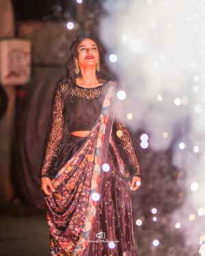 Neha Chowdary Endluri Instagram - Diwali subhakankshalu ✨ #swipe 
📸 - @avinash_mukkamala 
Outfit: @bridalstoptirupati 
Makeup& hairstyling: @priyasandeepmakeupartistry @bridalstoptirupati 

#neha_nani #nehachowdary #diwali #diwali2023 #happydiwali