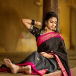 Neha Chowdary Endluri Instagram - నా శ్వాస నీ కోసమే 🤍 #swipe 📸 & 🎨 : @mkpassionphotography @mukeshreddy89 Saree & blouse : @bridalstop_boutique Makeup & hairstyling: @priyasandeepmakeupartistry @bridalstoptirupati #neha_nani #nehachowdary