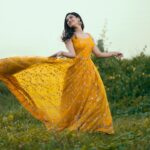 Neha Chowdary Endluri Instagram - Yellow is my happy colour 💛📒🌝🌻🌙🐣 #swipe 📸 : @mkpassionphotography @mukeshreddy89 Outfit : @elegant_threads_by_salma Makeup & hairstyling: @tripuraa_alapati Earrings: @elegant_jewellery_by_salmaazad #neha_nani #nehachowdary