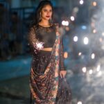 Neha Chowdary Endluri Instagram - Diwali subhakankshalu ✨ #swipe 📸 - @avinash_mukkamala Outfit: @bridalstoptirupati Makeup& hairstyling: @priyasandeepmakeupartistry @bridalstoptirupati #neha_nani #nehachowdary #diwali #diwali2023 #happydiwali