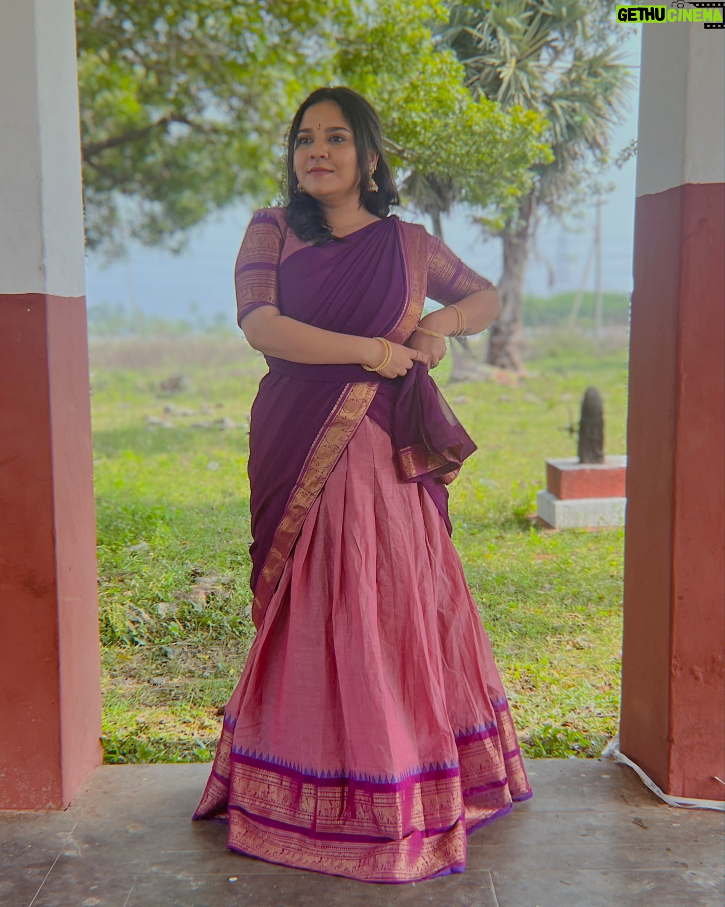 Neha Menon Instagram - Pongal epdi pogudhuuu??ππ«Άπ» . . Half saree: @chettinad_sarees π€