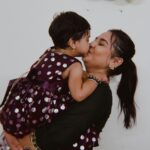 Neha Menon Instagram - Un aasai ennadi? naan nadathi veippen!🫂 Vaazhndhalum…tharai veezhndhalum… Un kaalgal en nenjil… Vaa Azhagu theane vaa🤎🧿 #NoEvilEyesPlease#SaahithiShewin#NehahRajesh