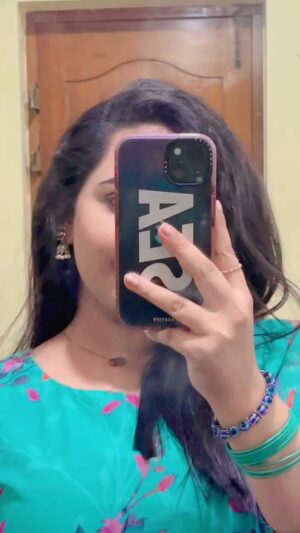Neha Menon Instagram - Jilla ve kannu Vekka 🧿😌🤍🤍
Wearing: @brand_look_unique