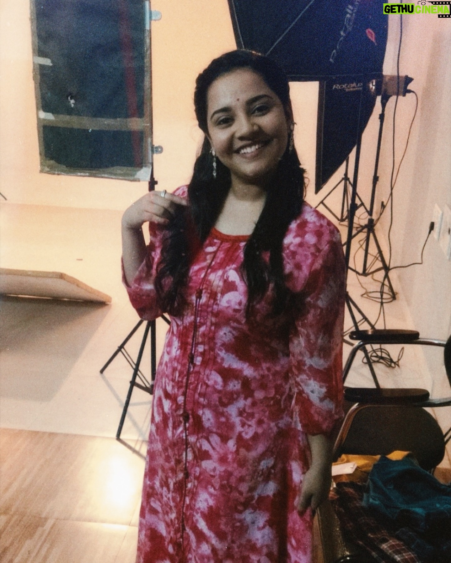 Neha Menon Instagram - 20.12.2019🌷 I took this picture exactly 4 years back when attending audition for #Iniya #Baghyalakshmi 💯 I was treasuring this to post on one special occasion! Nothing better than #1000EpisodesOfBaghyalakshmi right? 🥺 Can’t believe it’s been 4 whole years with these amazing people! Thanks #TeamBaghyalaskmi 🤌🏻 Extending my thanks to our lovely fans, fan pages, our family basically for encouraging and having our backs no matter what!🫂 This is such a milestone for all of us! Grateful for being a part of #Baghyalakshmi 🤍 I’ve had days when I’ve felt extremely low because of the hatred I’ve got for #Iniya , but everything is worth isn’t it!?😍 Moreover there’s never been a single day I’ve regretted playing ‘Iniya’ 🖤 I’m thankful for the opportunity, experience, knowledge, people that I’ve met, and for the bonds that I’ve earned and will treasure throughout this lifetime in this 4 years of time💯🫂 #Cheersto1000episodesandmore