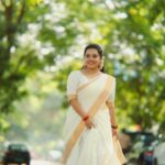 Neha Menon Instagram - 🌼 . . Wearing: @look_uniquee Pc: @sejoshphotography #NehahMenon