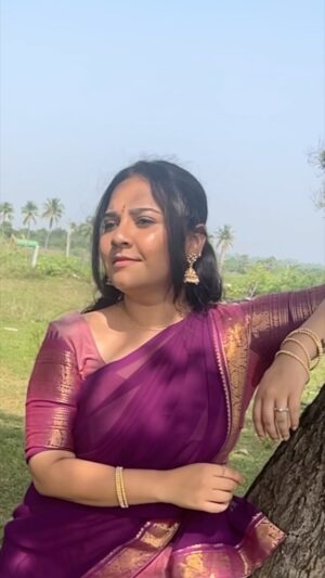 Neha Menon Instagram - Ena soldringa? 😂
#NehahMenon #nehulovesyall