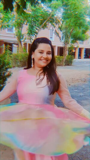 Neha Menon Instagram - Kanna💖💖👀

Wearing: @look_uniquee