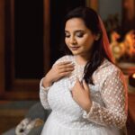 Neha Menon Instagram - I'll love you for a thousand more....🤍🪞 . . Makeup: @yv._.bridalmakeupartist Photography: @fifthanglestudios @canvasclubchennai Wearing: @ibhuvana.store Styling: @paviiiee_08