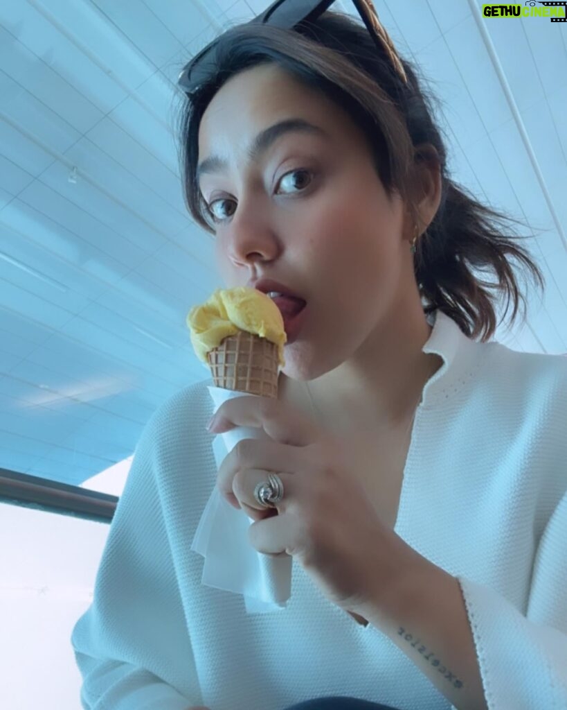 Neha Sharma Instagram - Just me and my mango sorbet 💛