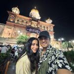 Neil Bhatt Instagram - Bangla Sahib Gurudwara and Sisganj Gurudwara 🙏🏻😇🙌🏻 #aishwaryasharma #neilbhatt #seekingblessings #gurudwarabanglasahib #sisganj_gurudwarasahib #blessed