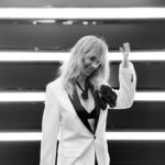 Neslihan Yeldan Instagram - Merkür retrosu bitmiştir. Bitişler iyidir, arkası başlangıçtır. Dress code:black tie. @bestylemagazine @management.be 📸 @idilsivritepe