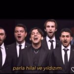 Neslihan Yeldan Instagram - Ezberledim bile💯💯🇹🇷🇹🇷 Herkesten bu postun altına bir bayrak emojisi koymanızı, burayı ay yıldız festivaline çevirmenizi rica ediyorum 🇹🇷 Bu marş için çook çok teşekkür ederiz♥️ @normenderonline