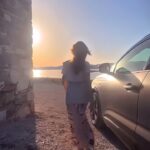 Neslihan Yeldan Instagram - Renault Austral, üstün özelliklere sahip, gerçekten harika bir araç. Şık tasarımı, mat metalik rengiyle insanı hemen yakalıyor. İç mekanın konforu 5 yıldızlı bir otel odasındaymışsınız gibi. Yüksek performanslı motoruyla güçlü ve kaymak gibi bir sürüş deneyimi yaşatıyor, çevre dostu hybrid teknolojisiyle de doğaya saygı gösteriyor. Renault Austral, hayatınızı güzelleştirecek seyahatlere çıkmanız için şahane bir yol arkadaşı. Yılların deneyimi ve mükemmeliyetçi yaklaşımıyla @RenaultTurkiye bu modeliyle şov yapmış. Austral’ı test etmek için bir adım atın, kaliteli bir sürüş deneyimi yaşayacak ve pişman olmayacaksınız. #HerAnıFarkEt #İşBirliği