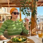 Nesreen Tafesh Instagram - ☀️☘️😎🧡الحياة مليئة بالوفرة 🌷فقط افتح قلبك بنية طيبة