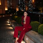 Nesrin Cavadzade Instagram - new year's spirit 🎄