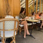 Nesrin Cavadzade Instagram - #peoplewatcing in paris 🥐