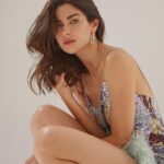 Nesrin Cavadzade Instagram - kendini övmek legal olmalı