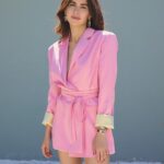 Nesrin Cavadzade Instagram - pembe bir cisim yaklaşıyor